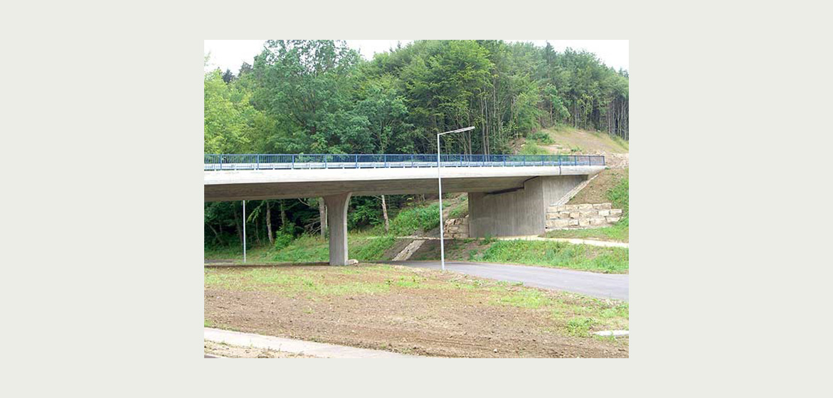 Brücke über das Muckenseetal, B 297 Lorch